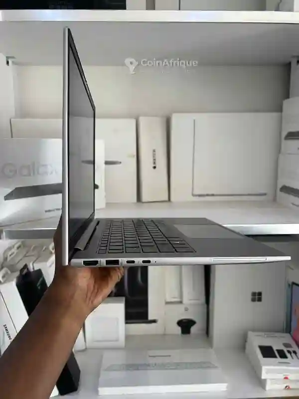 PC HP Zbook Firefly 14 g10 - amd Ryzen 5 pro | 32gb ram | 512 - Vue 4