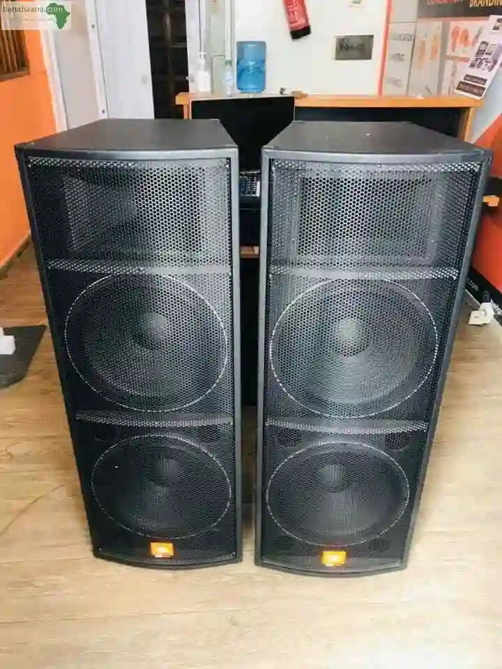 Vente DES Baffles JBL A Tres BON Prix