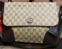 Des Sacoches de Marque Pour Femme à Pikine