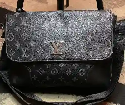 Des Sacoches de Marque Pour Femme à Pikine - Vue 2