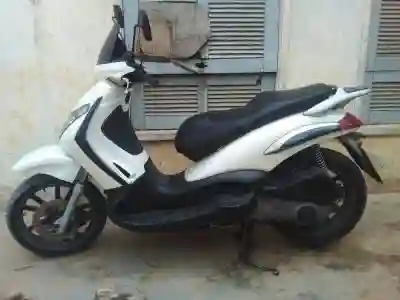 Beverly 250cc Carburateur à Dakar - Vue 1