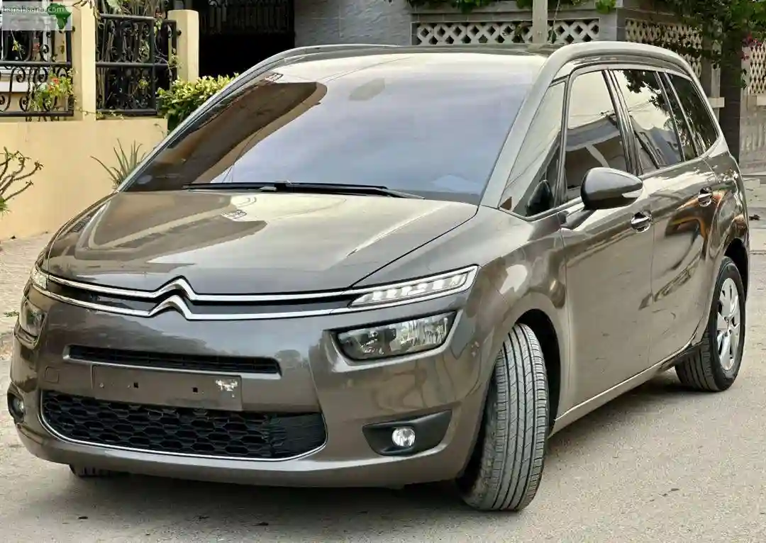 Citroen C4 Picasso Année 2016 - Vue 3