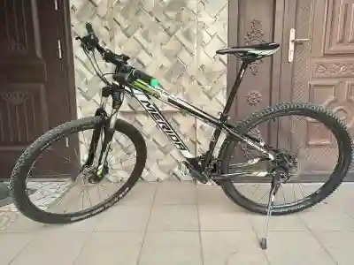 Velo VTT Aluminium 275" - 29" à Dakar - Vue 1