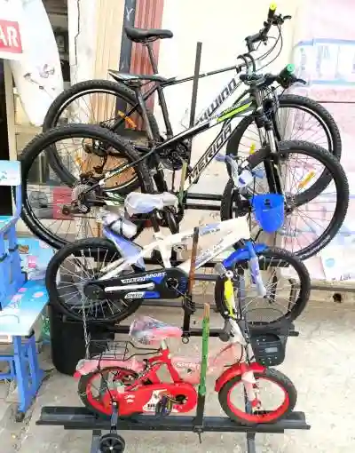 Velo VTT Aluminium 275" - 29" à Dakar - Vue 2