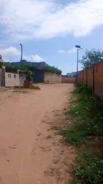 Terrain 300 Mètres Carrés à Vendre à Saly Sén à Mbour