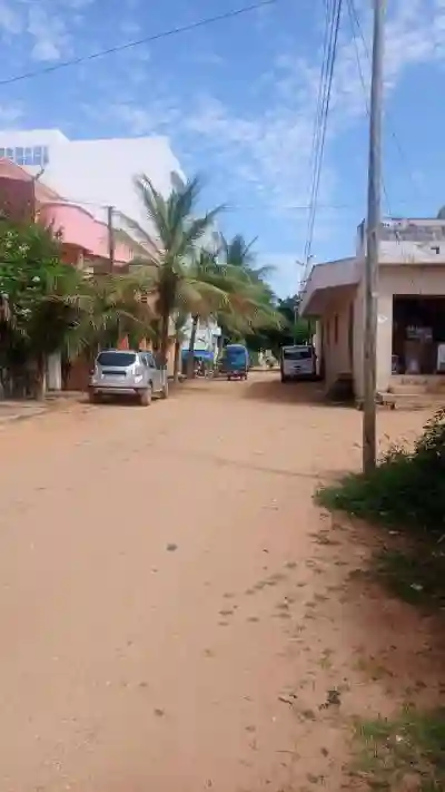 Terrain 300 Mètres Carrés à Vendre à Saly Sén à Mbour - Vue 3