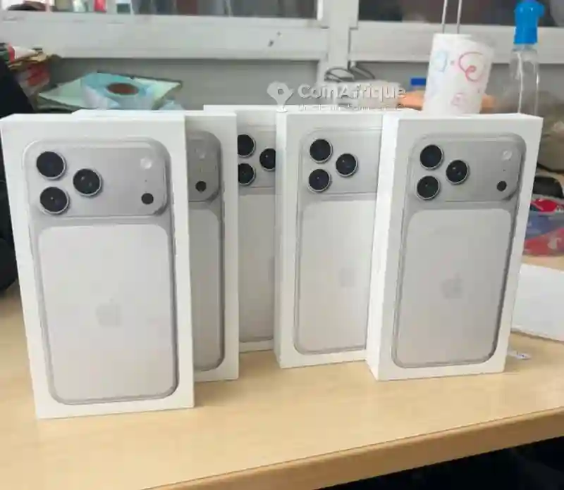 Iphone 17pro Max -256go - Vue 2