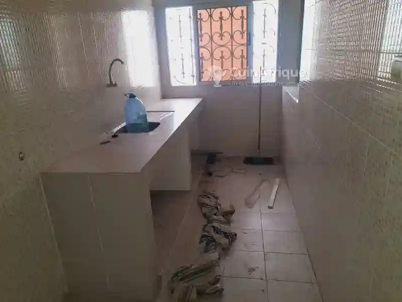 Location Appartement F4 au Mariste - Vue 3