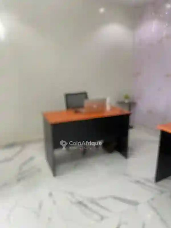 Location Bureaux &amp Commerces 75 - Keur Massar