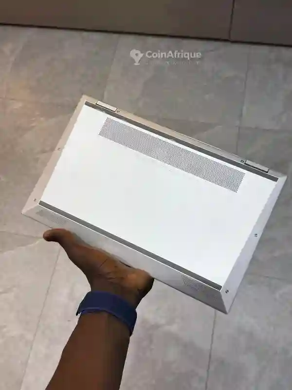 PC HP Elitebook 1040 g7 - Vue 2