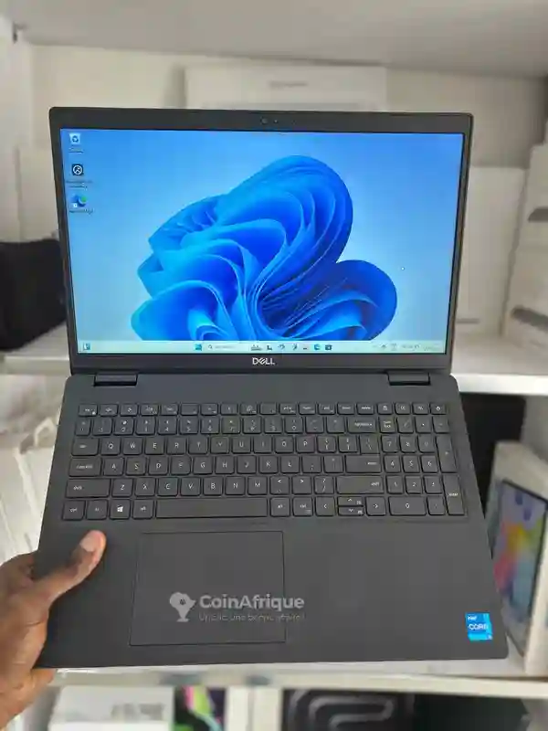 Dell Latitude 3520 - i5 11e Génération | 16gb ram | 256gb SSD - Vue 3