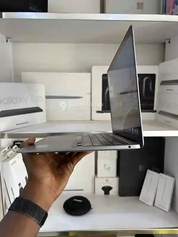 Macbook air 2020 - m1 | 8gb ram | 256 - Vue 2