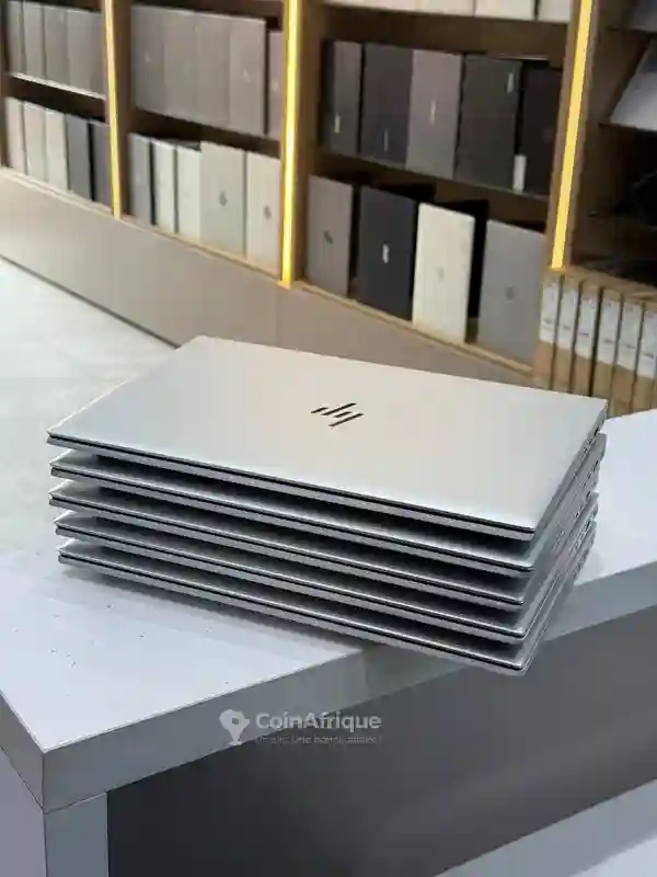 Ordinateur Hp Elitebook 830 g8 - Vue 3