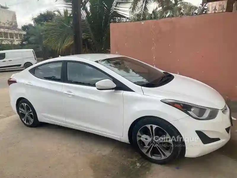 Hyundai Elantra 2015