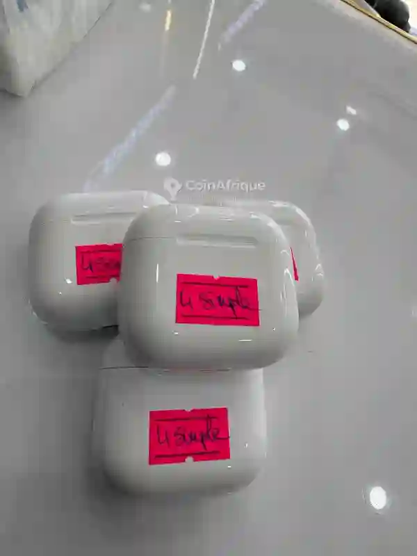 Airpods 4 Simple
