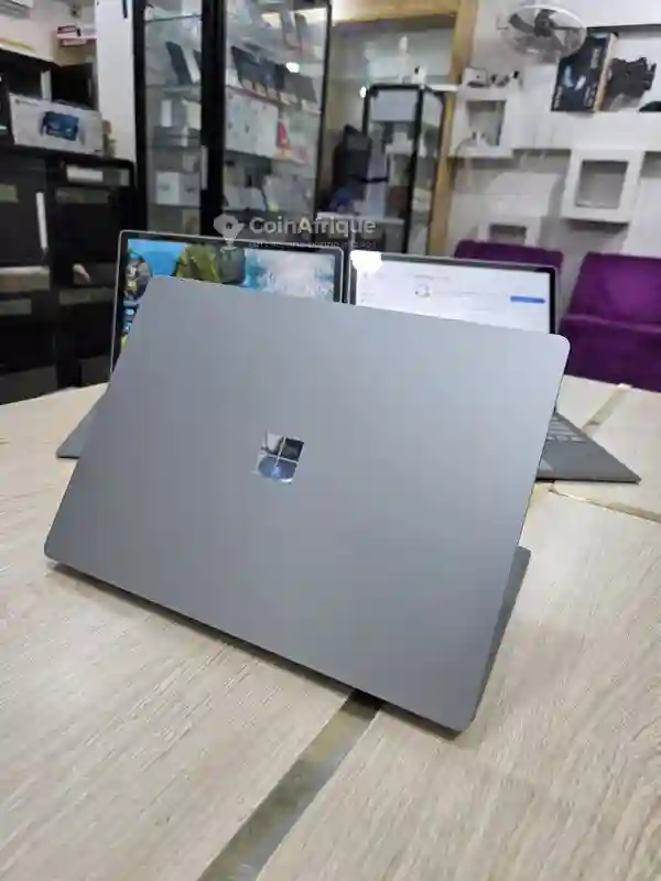 Surface Laptop 4 i7 16G 512go - Vue 2
