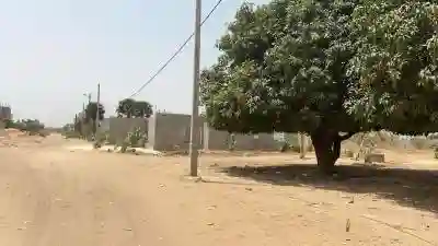 Terrain 600 Mètres Carrés à Vendre à Saly Sén à Mbour - Vue 1