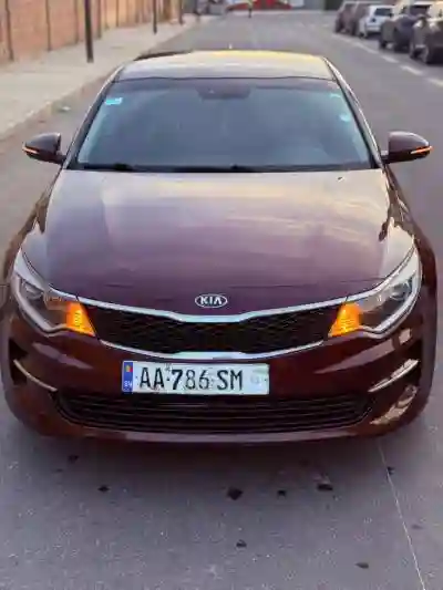 Kia Optima Limited 2016 à Guediawaye - Vue 1