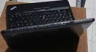 Vente Ordinateur Lenovo D'occasion à Dakar - Vue 2