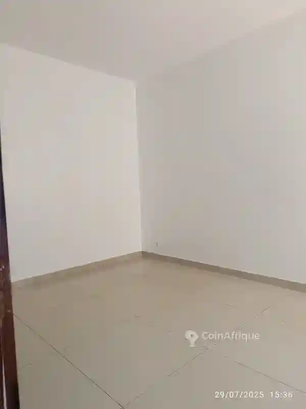 Location Appartement Pour Bureau à à Fann-mermoz - Vue 5