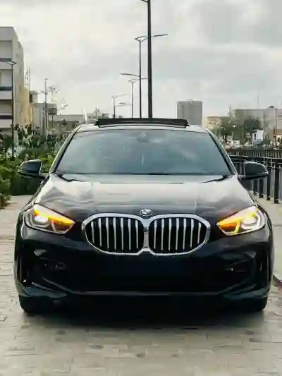 BMW Serie 1 Venant 2023 à Dakar