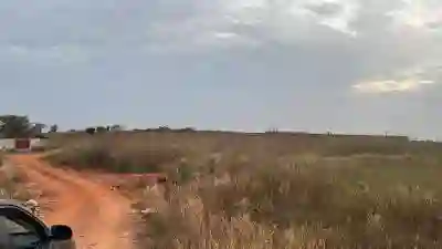 Terrains 300 Mètres Carrés à Vendre à Guéréo à Mbour