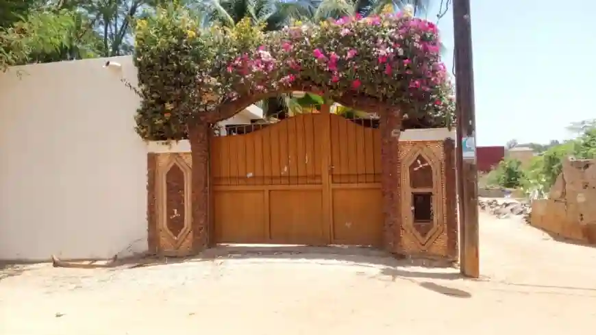 Terrain 685 Mètres Carrés à Vendre à Saly Sénégal - Vue 3