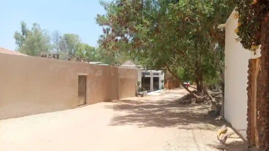 Terrain 685 Mètres Carrés à Vendre à Saly Sénégal - Vue 4