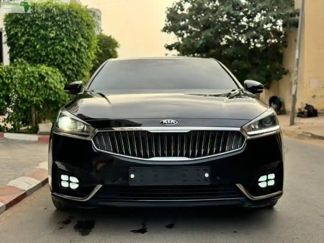 KIA K7 Année 2016 - Vue 3