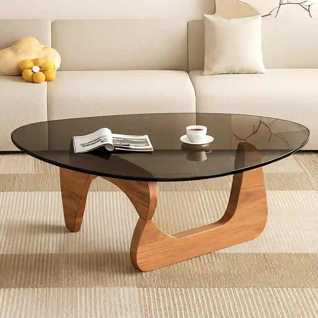 Les Tables Massives Tuent Les Petits Espaces.