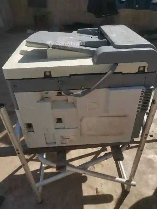 Imprimante Laser Canon Imagerunner 1025n - Vue 2