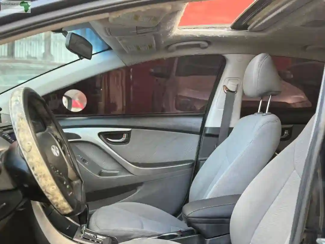 Offre A Saisir Hyundai Elantra 2013 - Vue 1