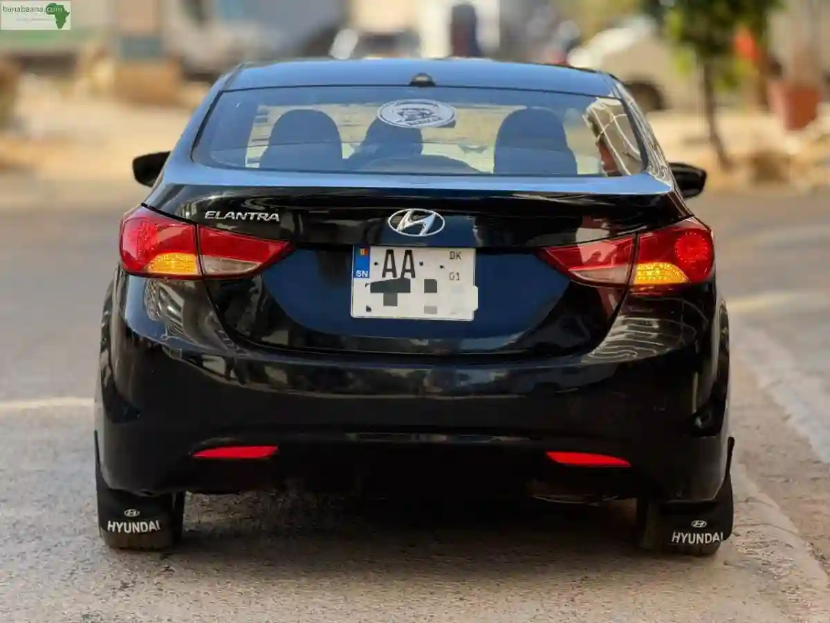 Offre A Saisir Hyundai Elantra 2013 - Vue 4