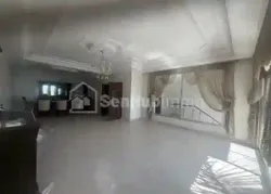 Villa Haut Standing à Vendre au Mermoz