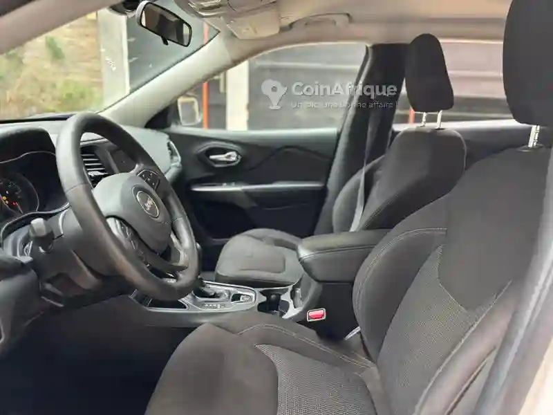 Jeep Cherokee 2019 - Vue 1