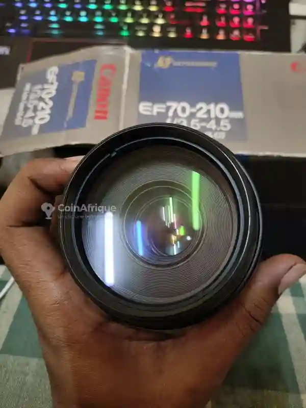 Objectif Canon ef 70-210mm Ultrasonic - Vue 2