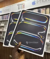 Ipad pro m5 13pouces 256gb Scelle Wifi