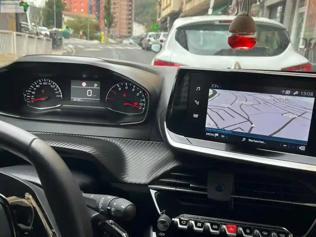 Peugeot 2008 Automatique - Vue 1