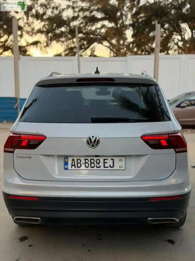 Volkswagen Tiguan 2019 Très bon État - Vue 2
