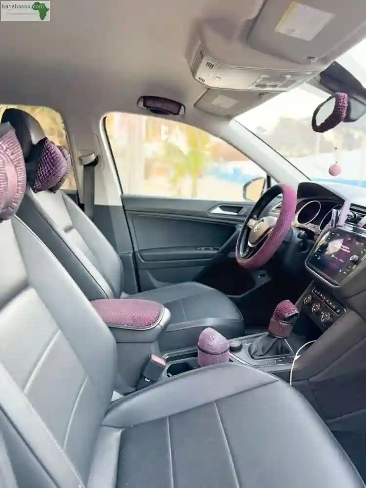 Volkswagen Tiguan 2019 Très bon État - Vue 3