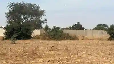 Terrain 225 Mètres Carrés à Vendre à Ndiorokh à Mbour - Vue 3