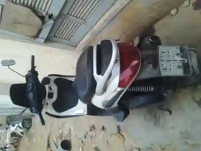 Beverly 250cc Carburateur à Dakar - Vue 3