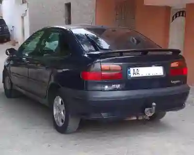 Renault Laguna1 à Dakar - Vue 2