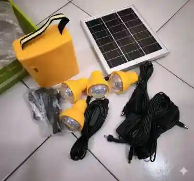 Kit D'éclairage Solaire 4 Lampes à Dakar - Vue 1