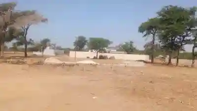 Terrain 300 Mètres Carrés à Vendre à Nianing S à Mbour - Vue 2