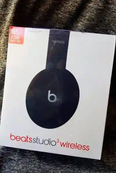 Vente Flash Casque Bluetooth Beats Studio 3 à Dakar - Vue 1