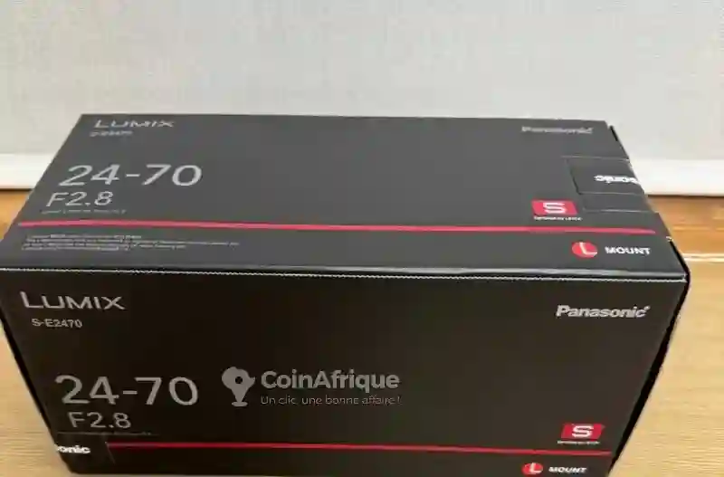 Lumix s pro 24-70 mm f28 - Vue 1