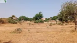 Terrains de 300 Mètres Carrés à Vendre à