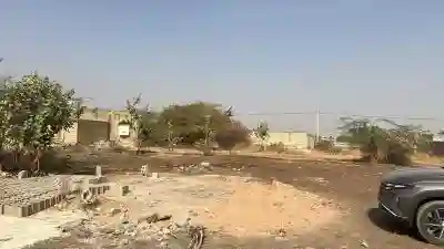 Terrains 300 Mètres Carrés à Vendre à Gandigal à Mbour - Vue 1