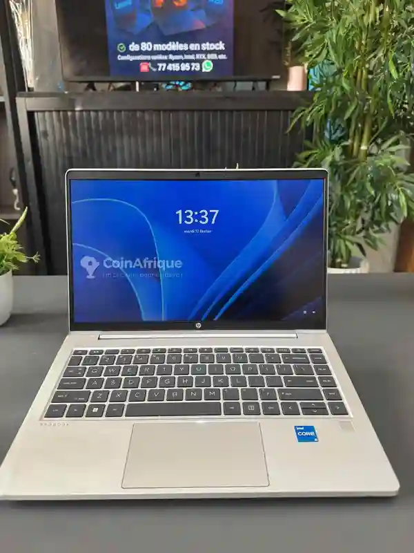 HP Probook G9 i5 12th ssd 512gb 16gb ram - Vue 2